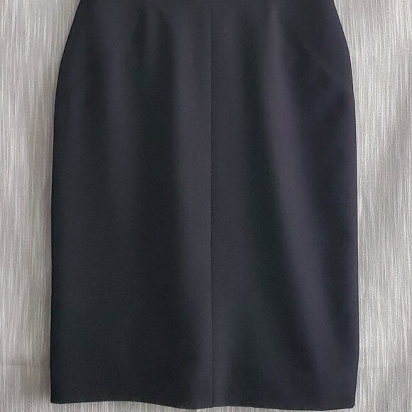 Black Pencil Dress Notched Round Neckline Gold Accents Office Siren Classic - Picture 3 of 8